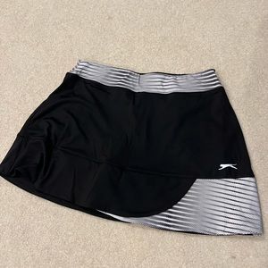 Slazenger Black with white details Tennis Skirt